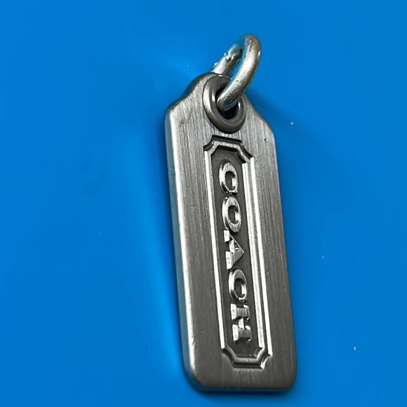 🖤Coach Satin silvertone metal pendant - Picture 3 of 9